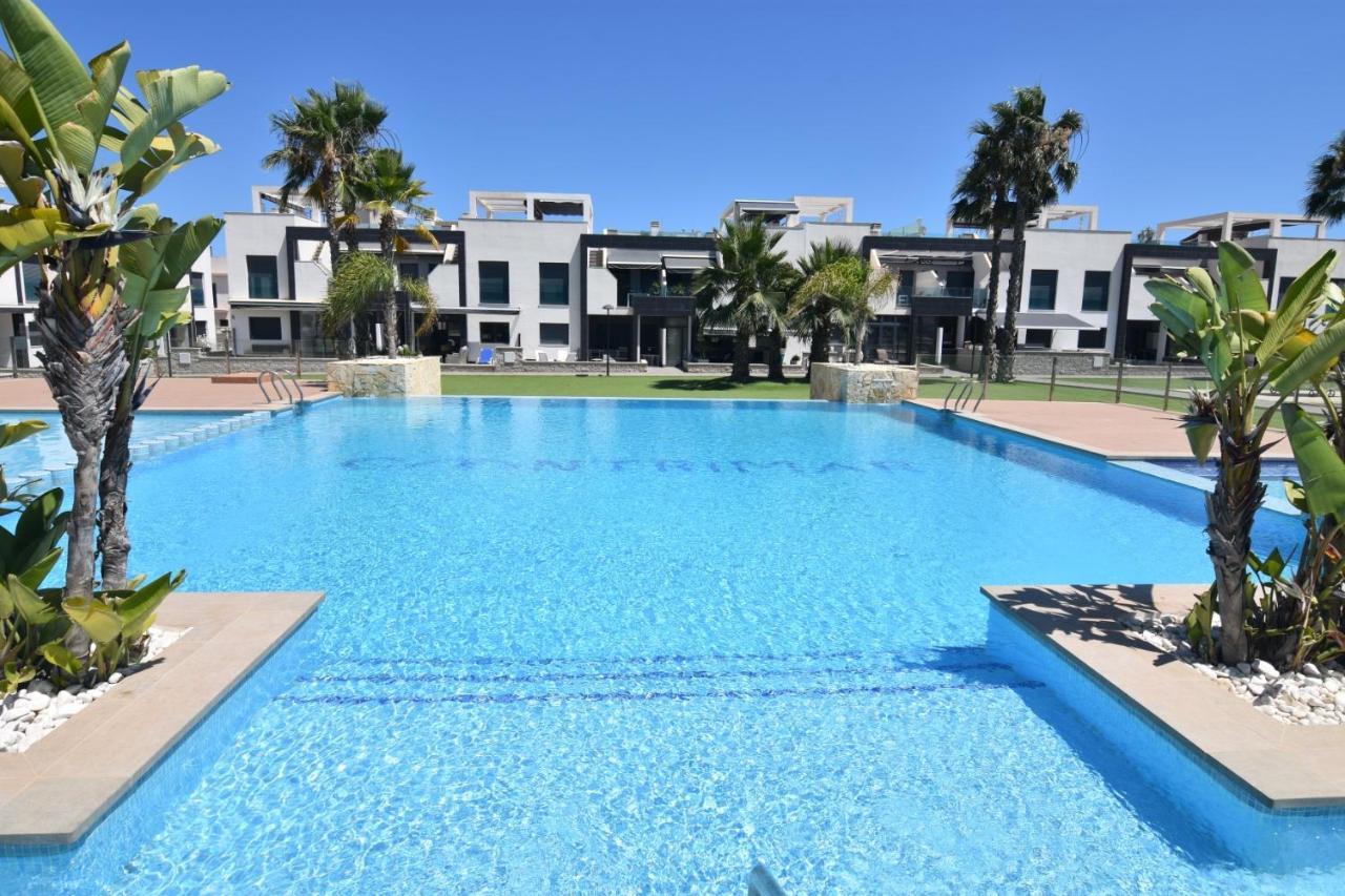 אוריהואלה Oasis Beach מראה חיצוני תמונה