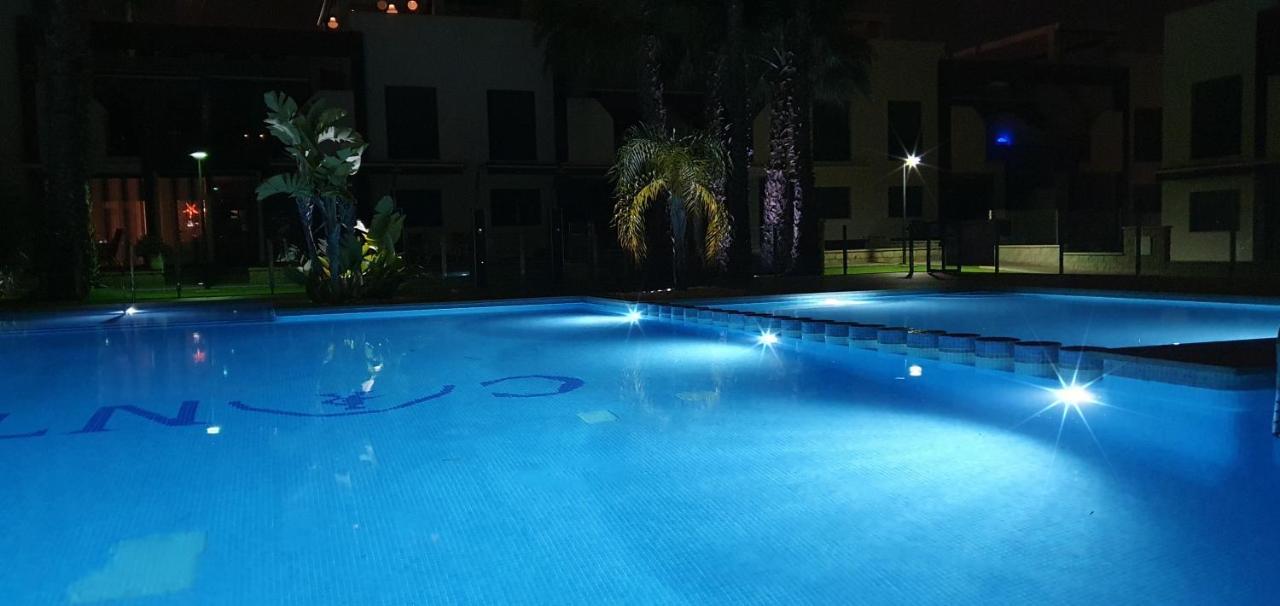 אוריהואלה Oasis Beach מראה חיצוני תמונה