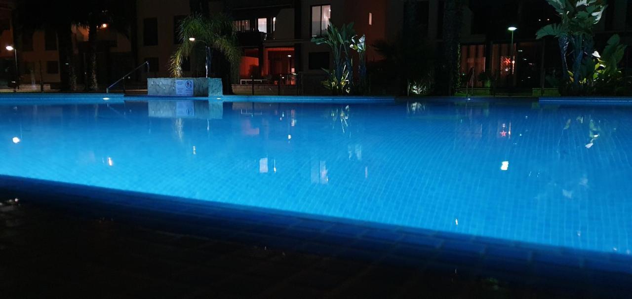 אוריהואלה Oasis Beach מראה חיצוני תמונה